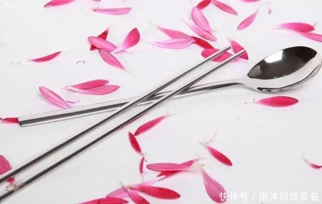 一双筷子的10个礼仪禁忌，你了解多少？