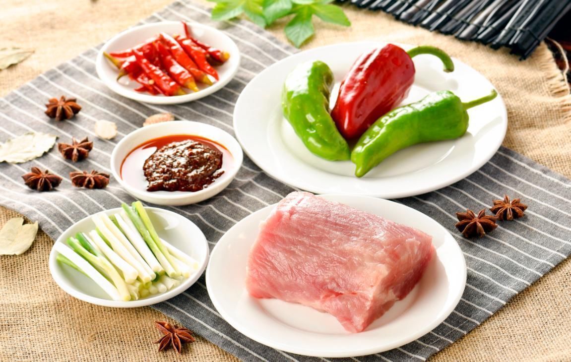 血糖控制|糖尿病人的早餐应该吃得饱好,还是吃得少一些好呢附糖尿病食谱