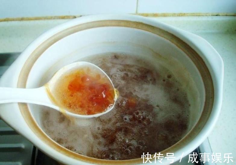 胶原蛋白|学会这份早餐，每天睡醒吃一次，皮肤越来越好，美容院都不用去了