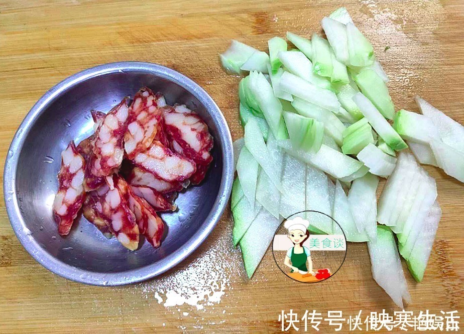 蒜苗|腊肠别总炒蒜苗了，搭配此菜一起炒，鲜香又爽口，大人孩子都爱吃