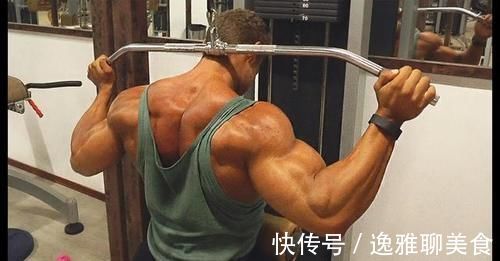 菱形肌|既要背变宽,还要线条好!高手练背都是怎么做?