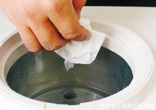 白醋|饮水机细菌太多难清理？教你清洗饮水机的3个窍门，告别细菌污垢