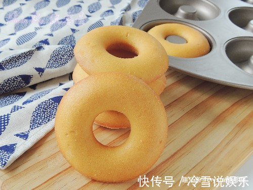 教你在家做甜甜圈，不用发酵，无需打发，香甜松软，简单零失败