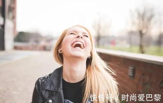 吸烟|“老的慢”女人,生活中都有这5个好习惯,占两个,就该偷着乐