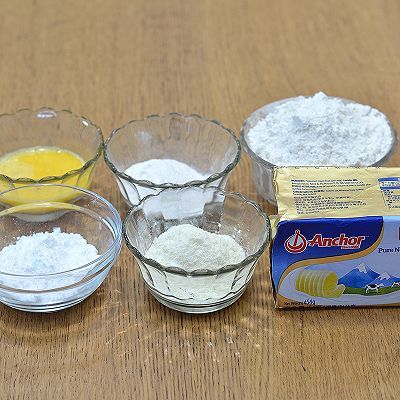 全脂奶粉|奶黄流心月饼