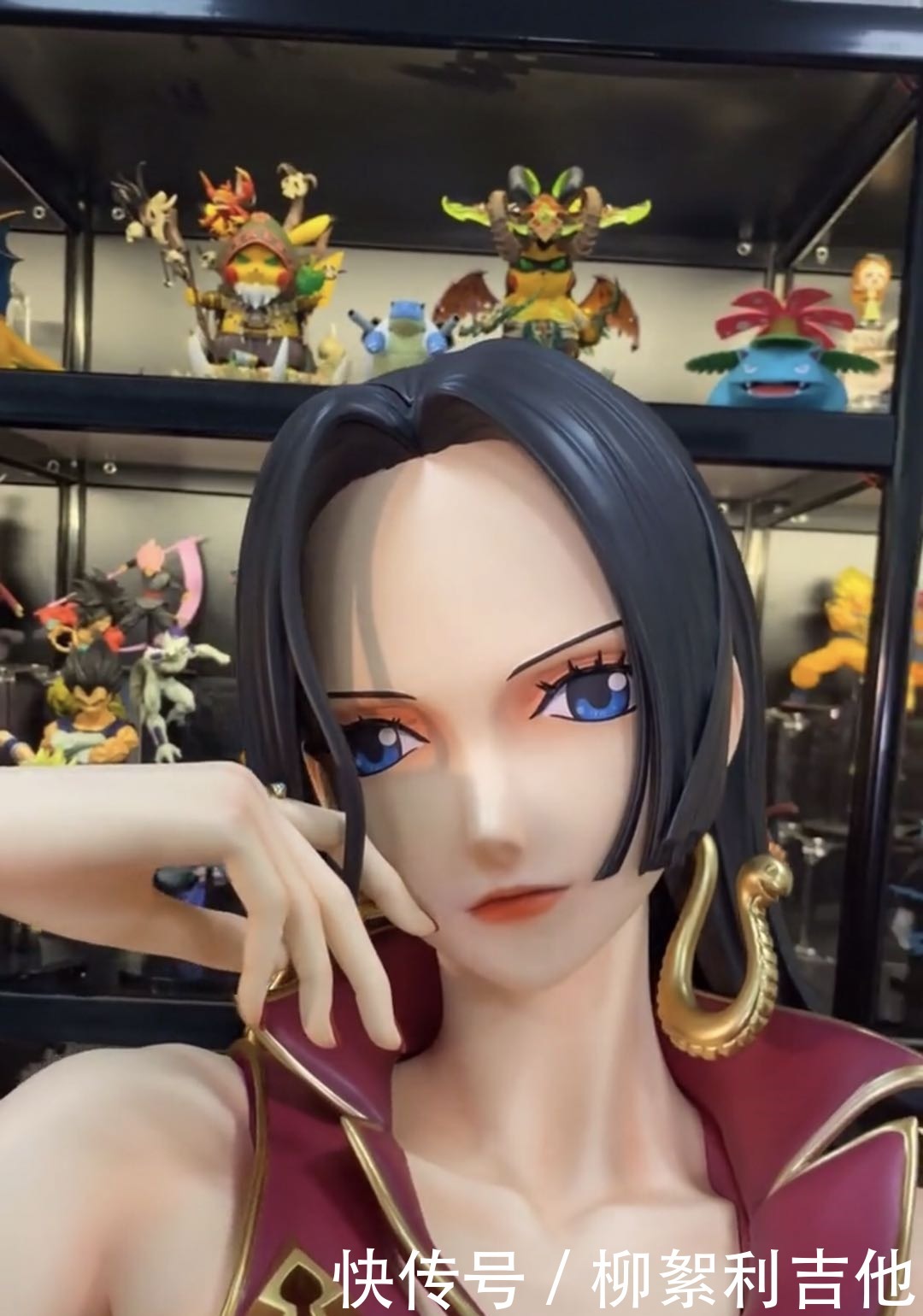 女帝|花一年工资,买《海贼王》女帝手办是什么体验,小哥实力炫耀