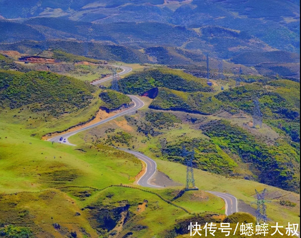 乌蒙大|白云悠悠，青草茵茵，贵州一人间仙境景点出圈了，观光娱乐一体