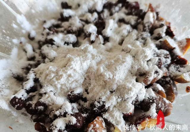 均匀|粘豆包出锅了,瞧瞧里面的食材,是不是有马上想吃一口的冲动?