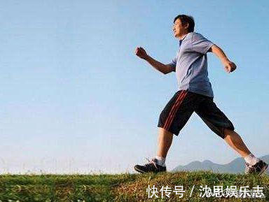 膝盖|跑步之后脚疼膝盖疼学会这5招让筋骨年轻不止10岁！