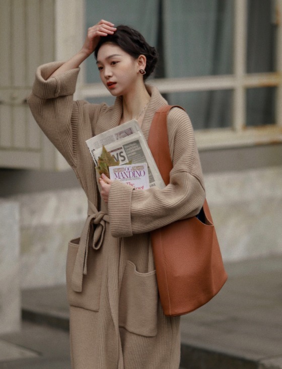 博主|入冬怎么穿又暖又美?试一试“毛衣”穿搭,提升气质又温柔优雅!