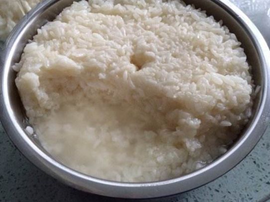 奶奶用了30年酿醪糟的配方，比外面卖的还好喝，只因加了“它”