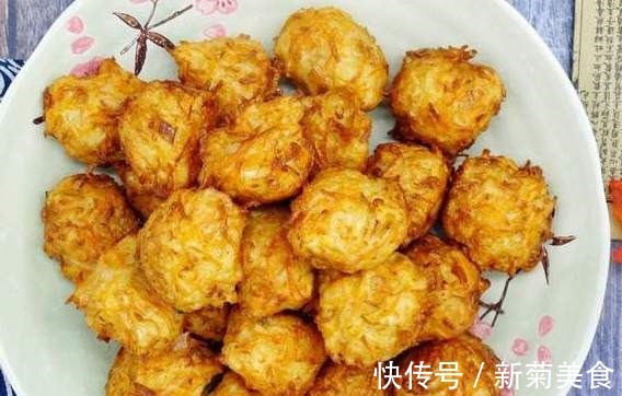 金黄|炸萝卜丸子，面粉淀粉都不用，多放这2样，金黄酥脆，凉了也不硬