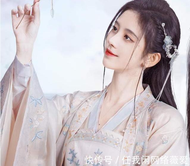 先帝!古虐重生后,他看着前世丑颜的小妾,心底滋长着疯狂的霸占欲!