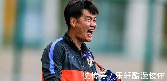 恒大|郑智首次公开回应重返国足,直言跟李霄鹏有过交流,就等官方通知
