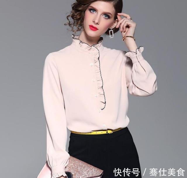 内搭不出彩，即便风衣小西装外套再时髦，你还是土气