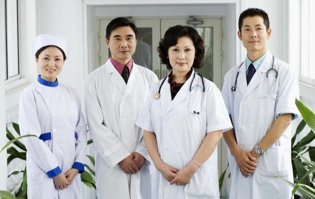 服用降压药|坚持吃降压药,却突发脑出血离世!医生叹息她犯了2个用药错误