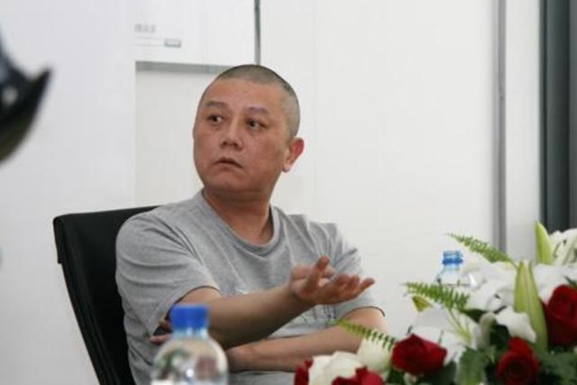 看上去很美@金庸写大侠,王朔写顽主,作为读者,没必要去帮他们分个高下