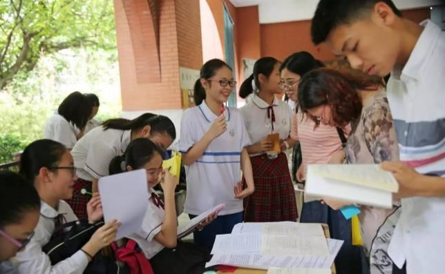 初中各学科难度系数排行，物理难度第三名，榜首在意料之中