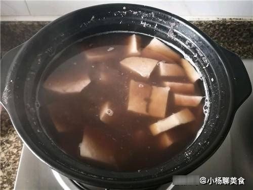 芋头加它煮，是穷人的“燕窝”，隔几天吃一次，40岁还是少女脸