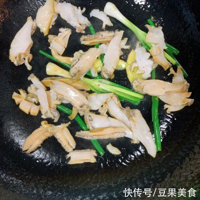 石决明|零失败姜葱蚝油炒鲍鱼片，大厨原来这么好当