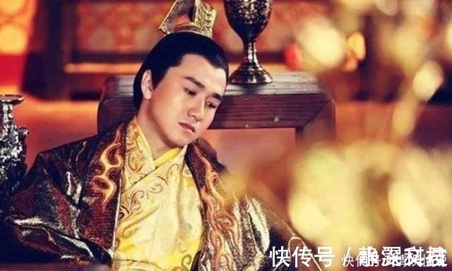 悟德#一人问算命先生:我有没有皇帝命?算命先生:那个傻小孩有