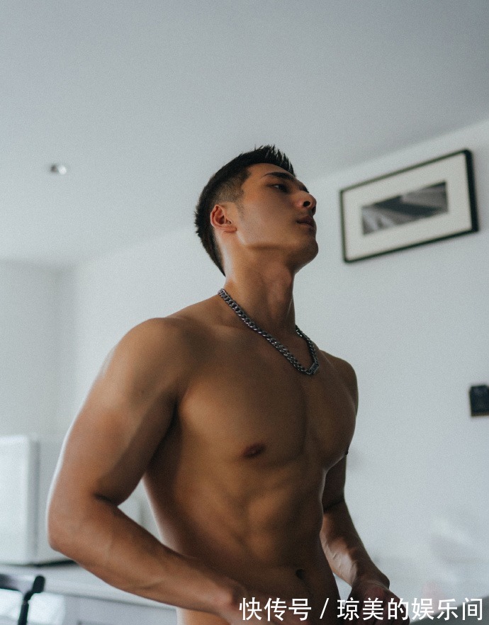 肌肉|成都体育学院肌肉学霸，看这人鱼线公狗腰，就知道耐力十足！