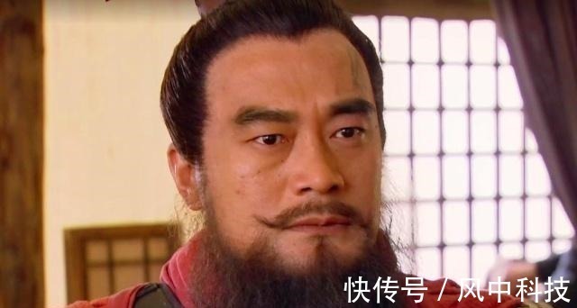 宋江&水浒传中,此人手持丈八蛇矛,他能跟卢俊义鏖战50回合还略占上风