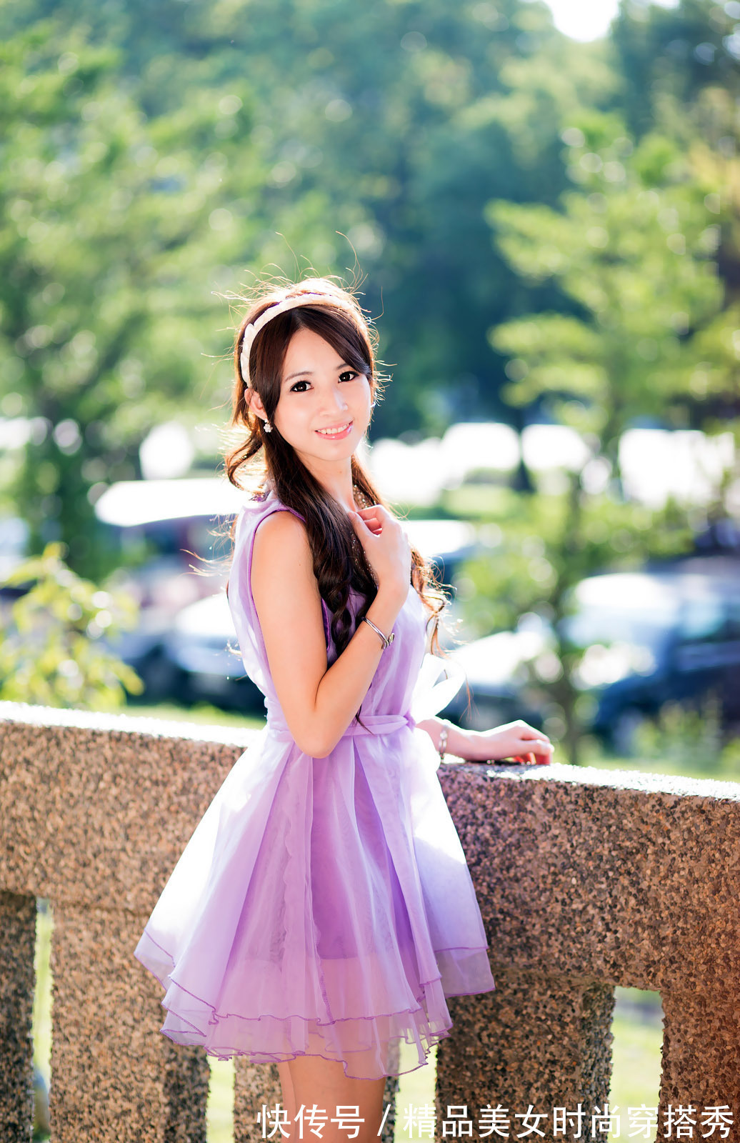 连衣裙 穿上这款清新甜美的浅紫色吊带连衣裙,你就是充满阳光的小少女