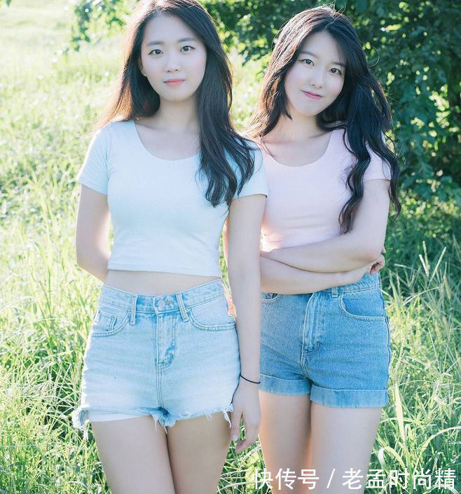 牛仔裤 街拍:牛仔裤小姐姐的穿着复古感十足!