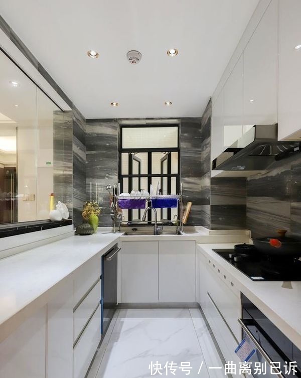 地台床|这是我见过最实用的家,每处空间都暗藏着人性化设计,太睿智了