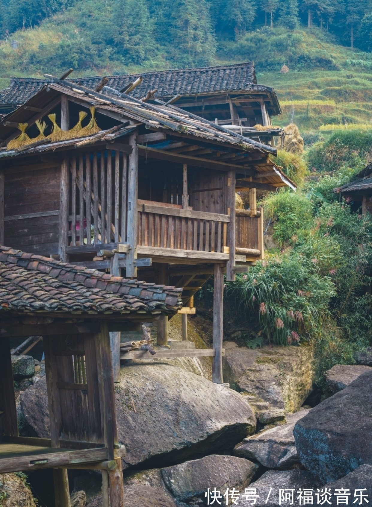 先辈们|融水的石上人家，建在石头上最特别的吊脚楼，再不来看就没了