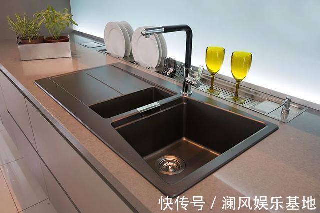 沥水|碗筷沥水还放水槽?搭配吊柜,设计师没说的妙招,太好用