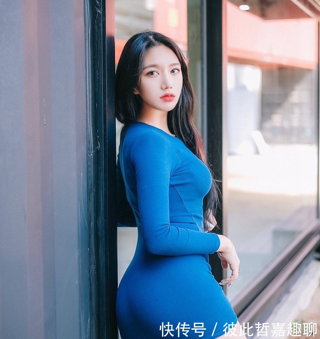 高跟鞋|亮眼又清新的连衣裙女生,简约时尚,尽显高级优雅感