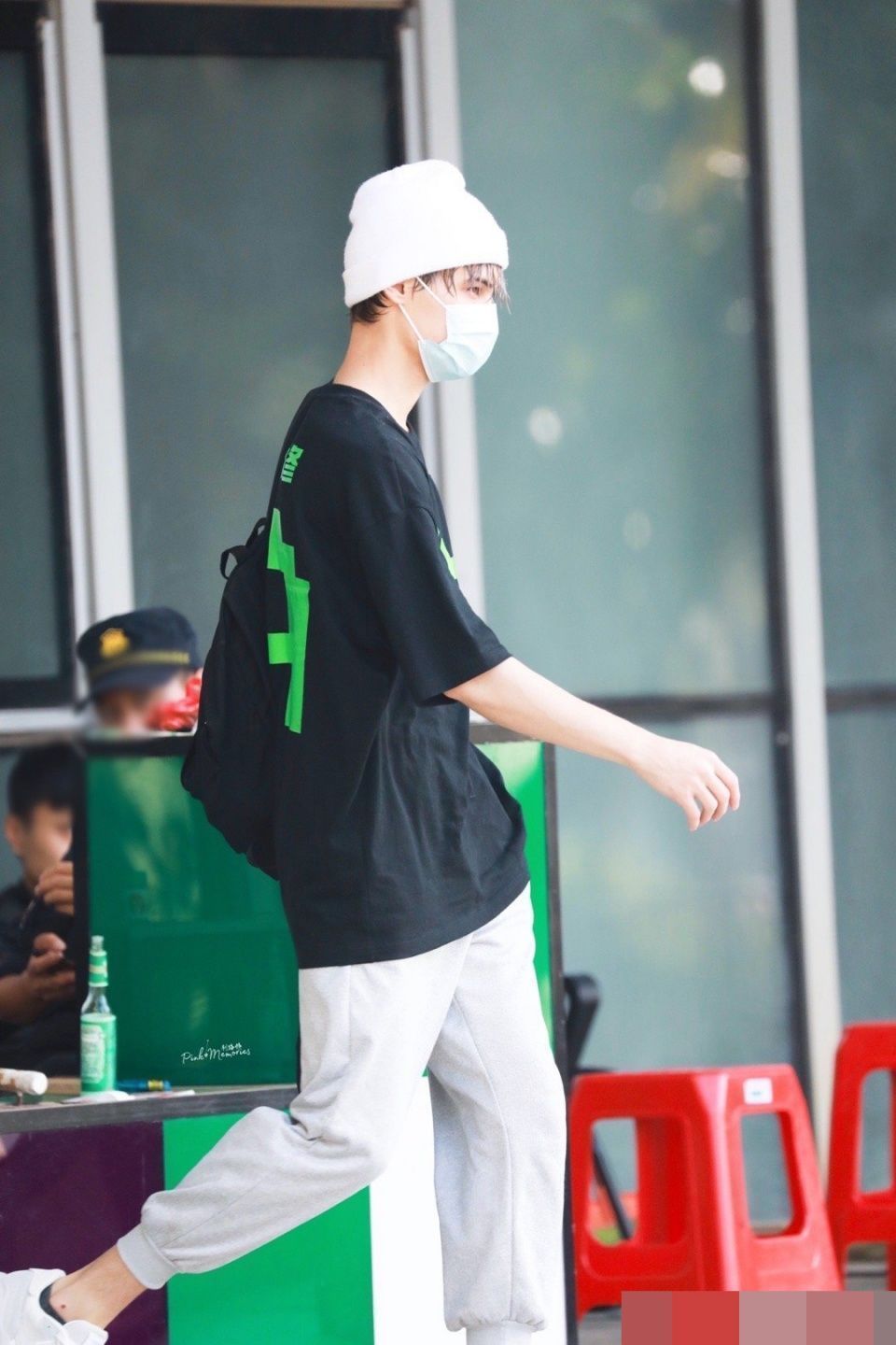 偶像练习生|选秀决赛圈最快乐的人就是利路修了!别人通宵训练他上班25分钟