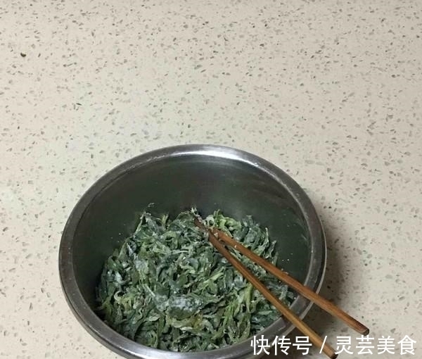 适应能力|三伏天，这野菜随处可见，清热解毒，可惜很多人把它当草！