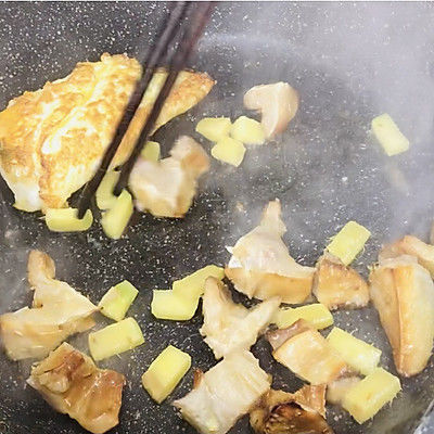 泡椒酸菜咸鱼煲