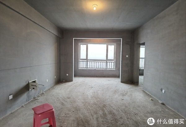 材料|收藏向：25个装修省钱实操！户型改造门窗更换，有必要吗？什么材料便宜还没甲醛？家具家电网购行不？