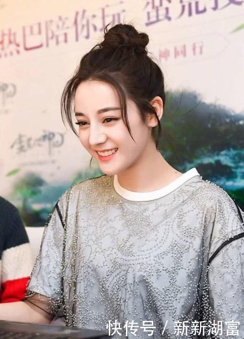 适合|别再披头散发了,今年最火的是这4款“懒人扎发”,8成女生都适合