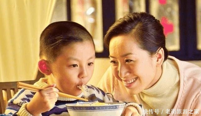 同事|长大后没出息的娃，吃饭时大多有这3种表现，第一种就让人反感