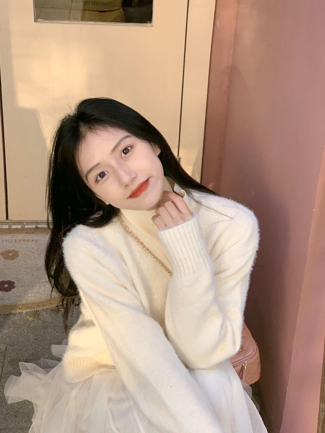 冬天|这个冬天还只会穿羽绒服?一件棕色大衣完全就能够搞定这个冬天,让你穿出女神范!