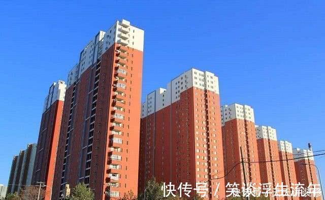 西户|买房选方位挑东户还是西户好？听内行人说的话，才知我家没有挑对