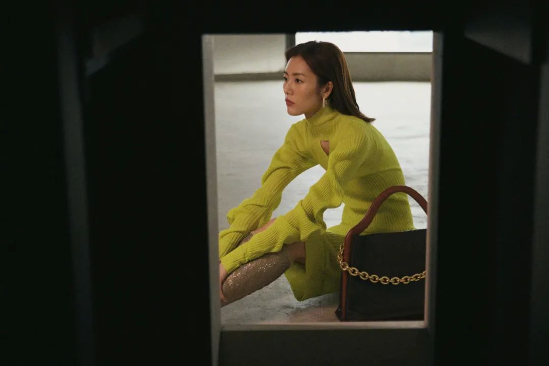 m 剪了短发的娜比，背啥我买啥