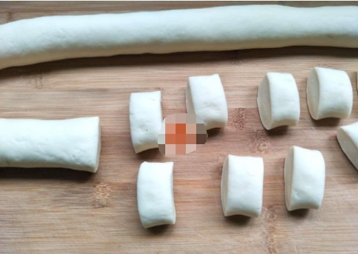 最喜欢吃的素包子,做法简单,比肉包子更营养,更美味更好吃