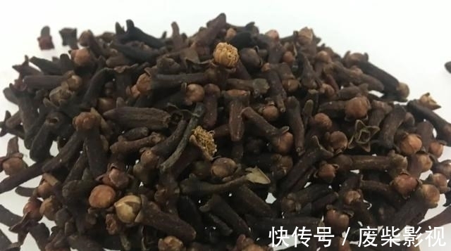 丁香|教你制作2款广谱性好、又简单的钓鱼药酒