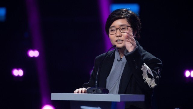 观众真的好狠心!百变大咖秀努力成这样还没有挣得观众几个眼神