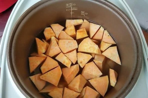 “碱性食物之王”,女性常吃嘴巴不臭,头发乌黑,皮肤也嫩了