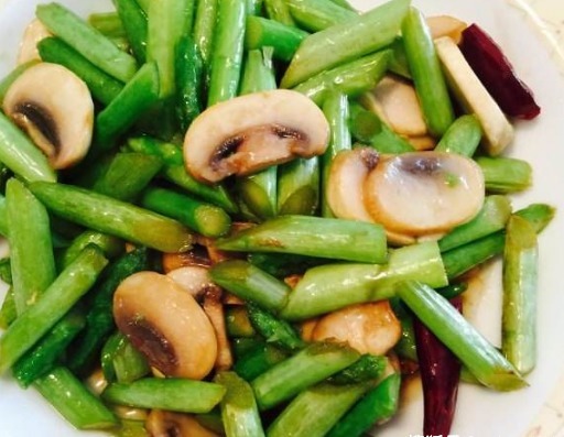 夏天多吃此菜,鲜嫩脆爽低脂低卡比肉香,最适合减肥党!还掉肉