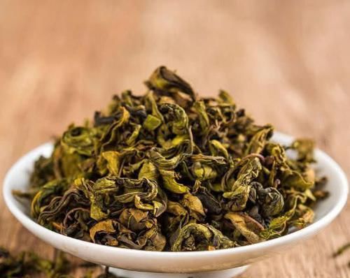  胃不好的人，白开水泡“它”喝，杀菌消炎，让胃更健康！