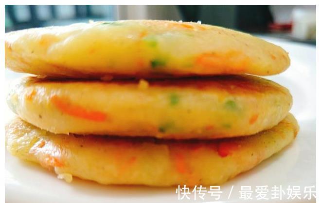 做法|土豆饼的简单做法，学会了再也不用买早餐了，咬一口满嘴留香