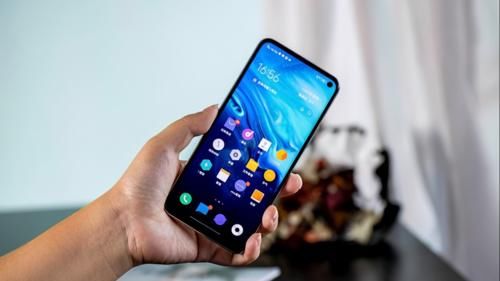 至尊纪念版|三款144Hz刷新率中端机,谁说只有旗舰机才配拥有?